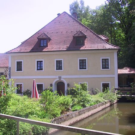Landgasthof Kahrmühle Pressath Exterior foto