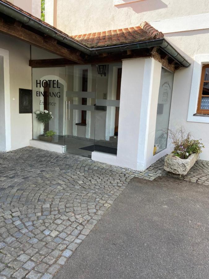 Landgasthof Kahrmühle Pressath Exterior foto