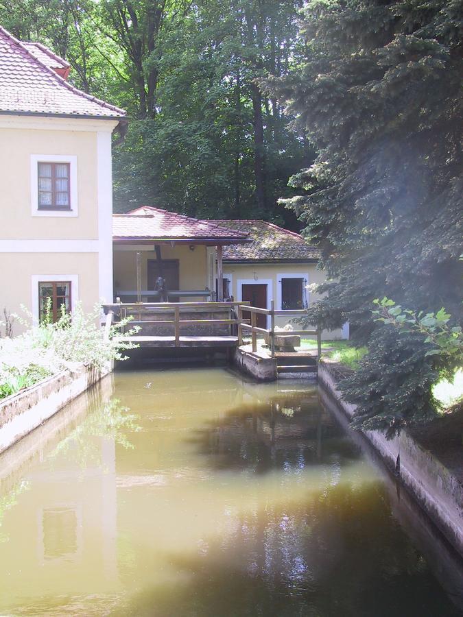 Landgasthof Kahrmühle Pressath Exterior foto